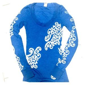 Free People Tops - Free People Women’s Long Sleeve Tee- petite small Free People Tops - Free People Women’s Long Sleeve Tee- petite small